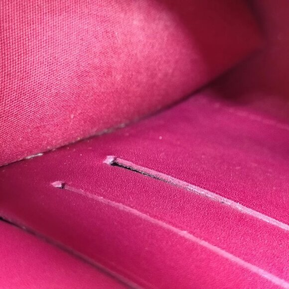 LOUIS VUITTON - Ana Vernis R749 - Picture 5 of 5